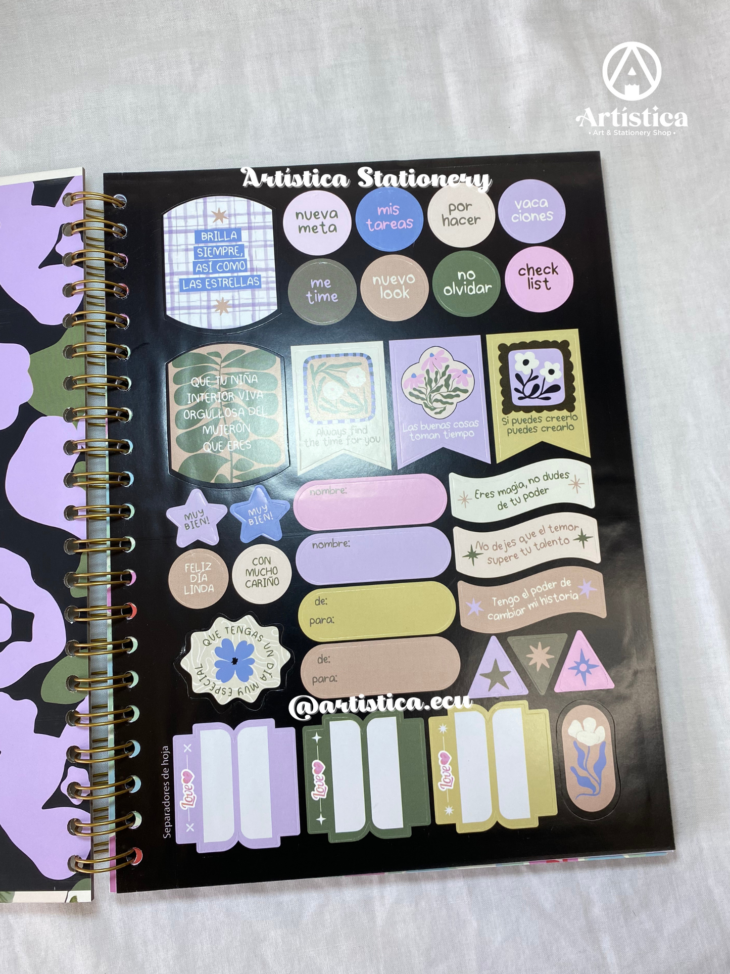 Cuaderno pasta dura cuadros bordes decorados Love