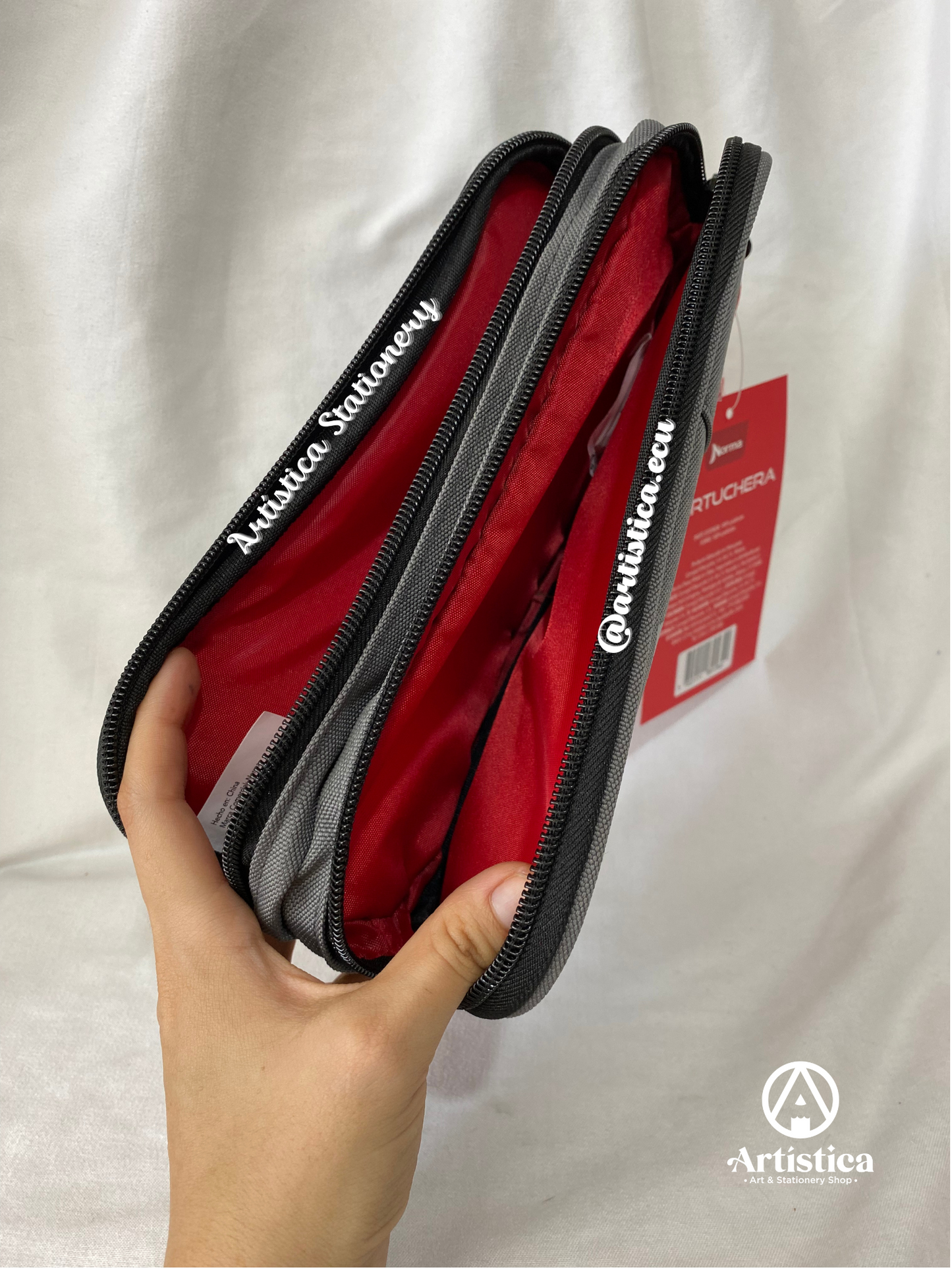 Cartuchera 2 bolsillos Escuderia Ferrari