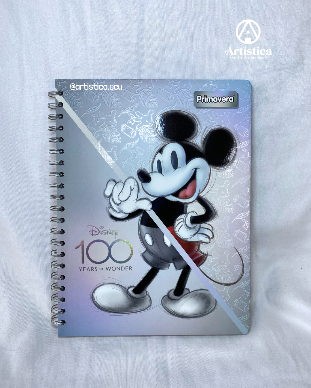 Cuaderno pasta dura a cuadros edición Disney