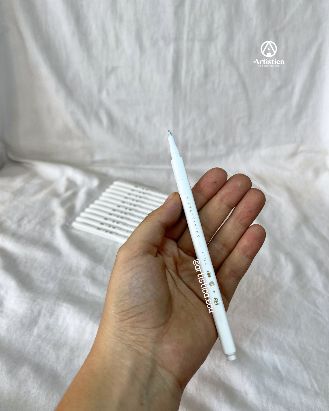 12 Marcadores punta fina Kiut