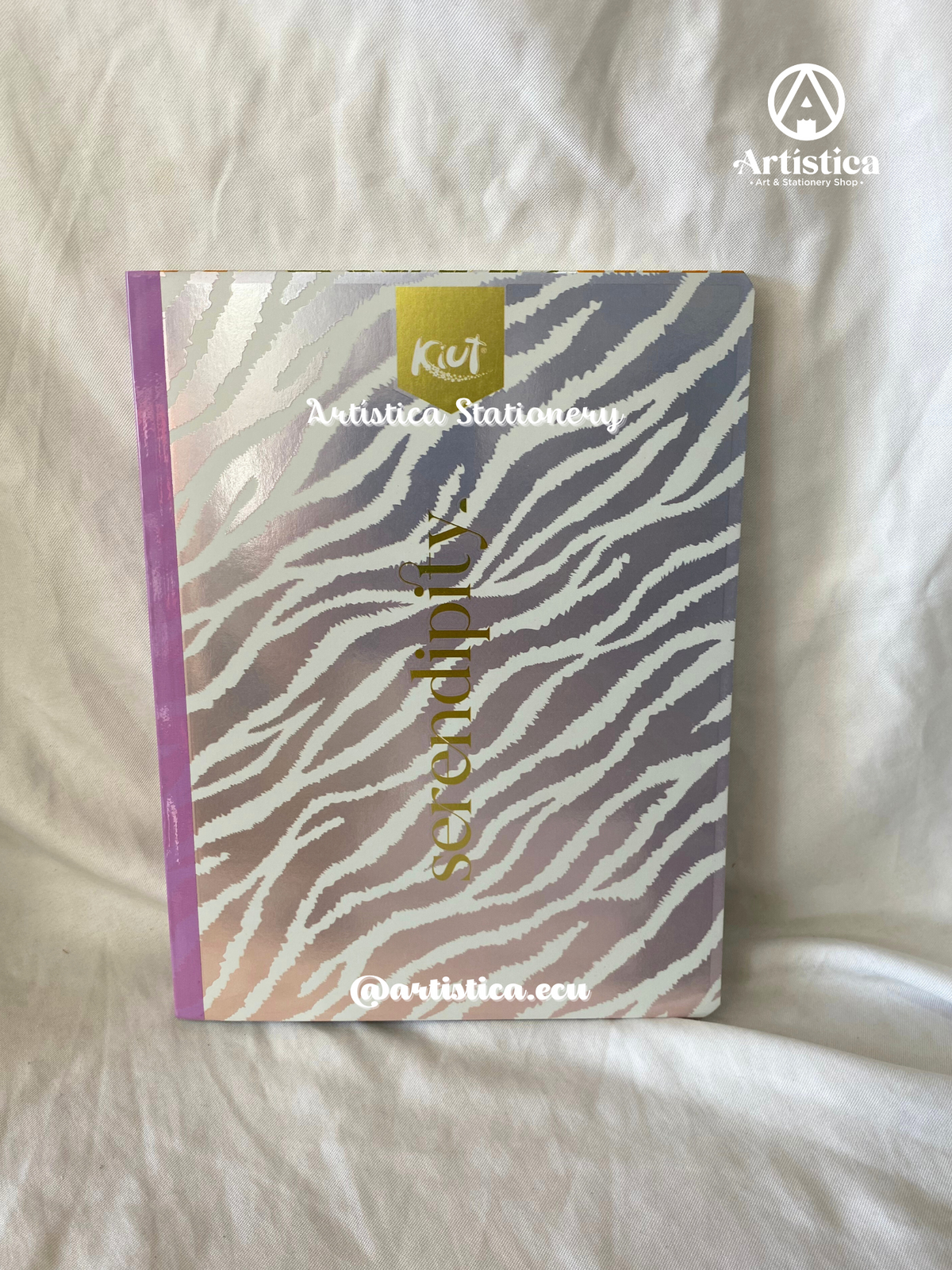 Cuaderno cosido 4 líneas pasta flexible