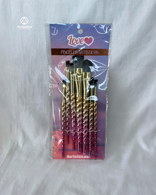 7 Pinceles Love