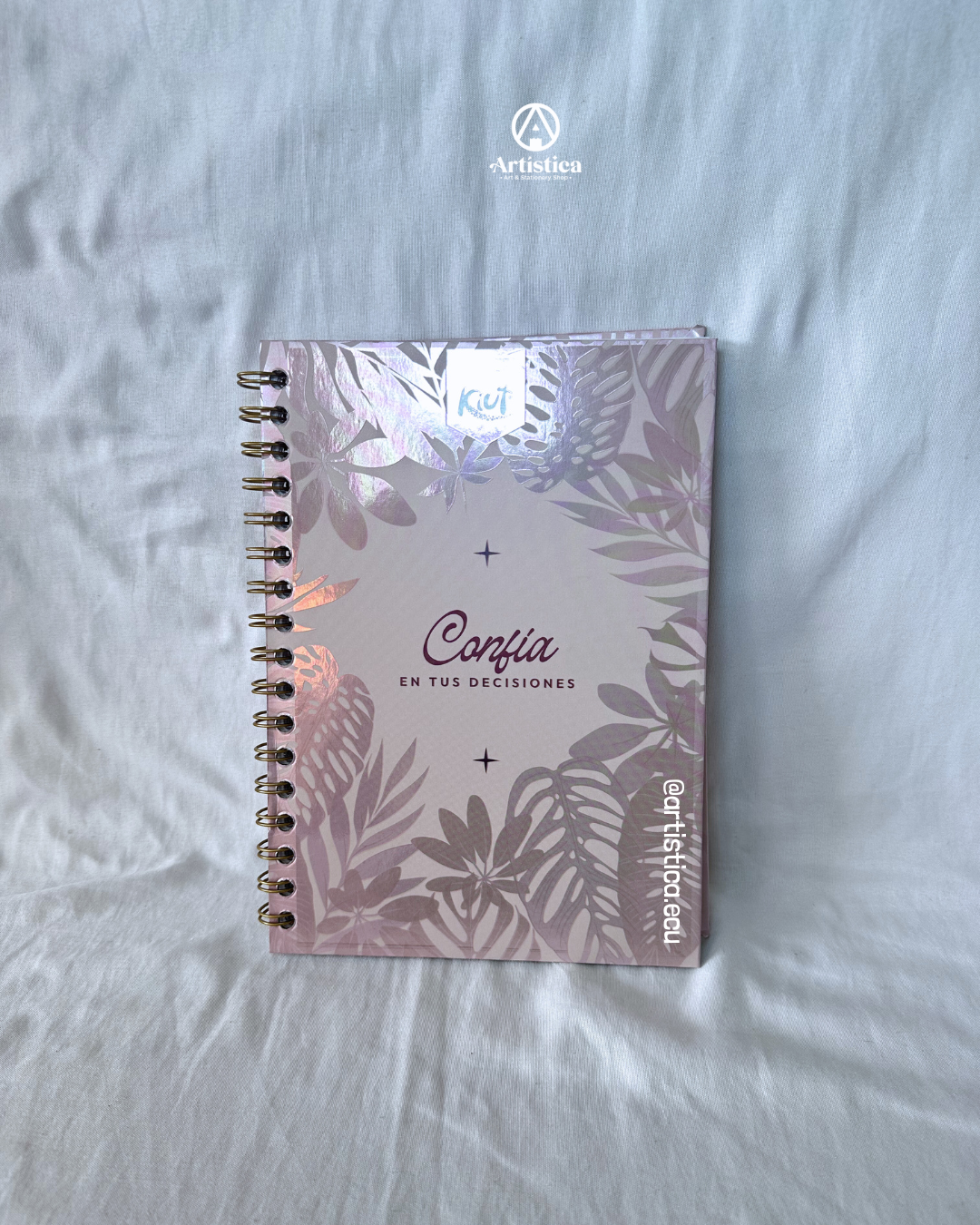 Cuaderno A5 pasta dura a cuadros Kiut