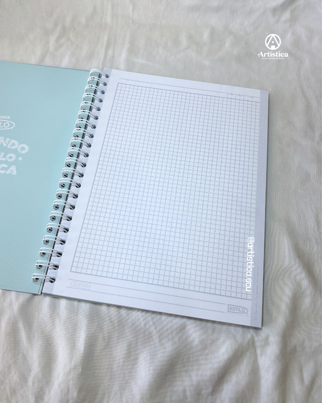 Cuaderno pasta dura cuadros Hello Kitty