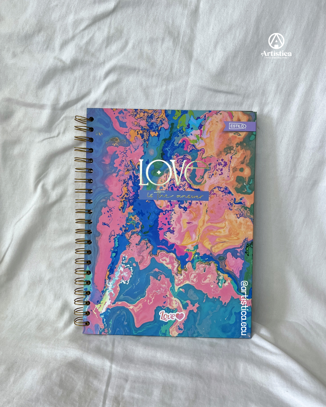 Cuaderno pasta dura cuadros bordes decorados Love