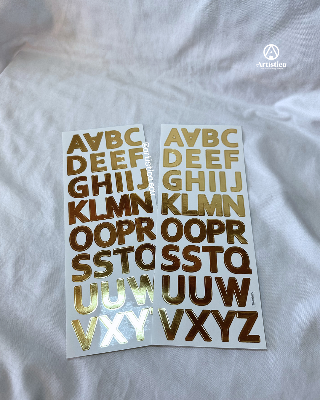 Sticker letras doradas