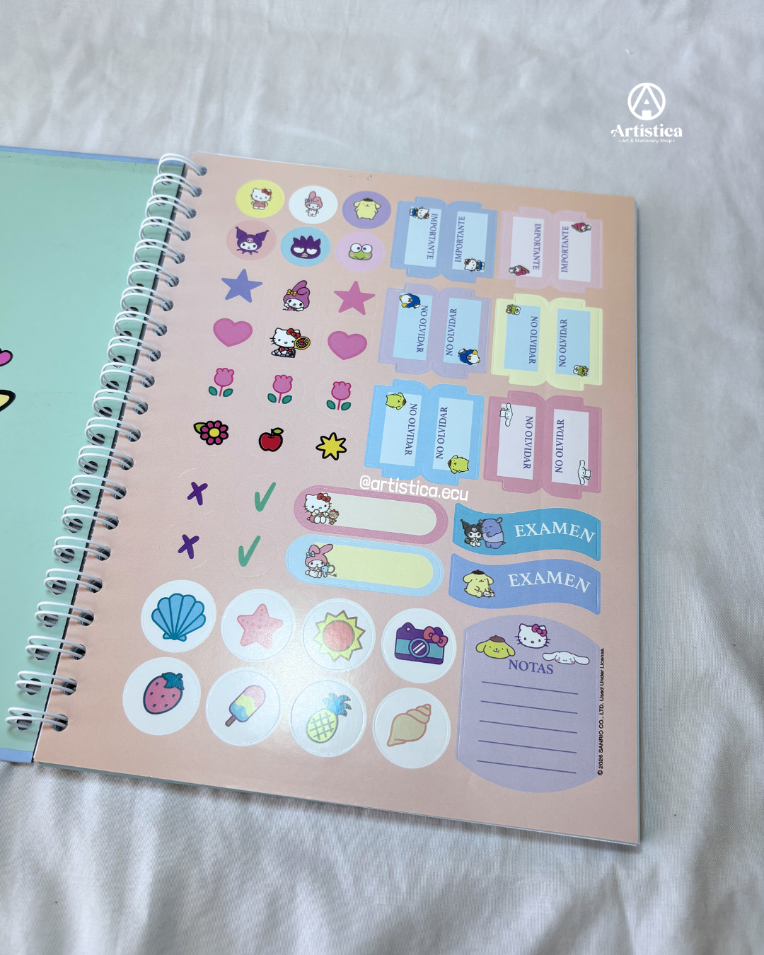 Cuaderno pasta dura cuadros Hello Kitty