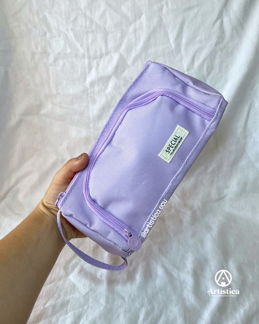 Cartuchera triangular