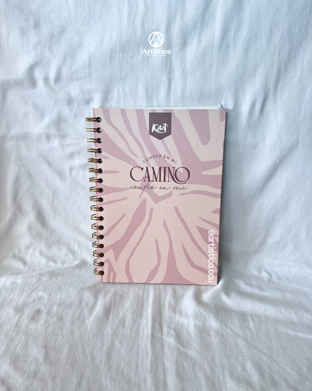 Cuaderno A5 pasta dura a cuadros Kiut