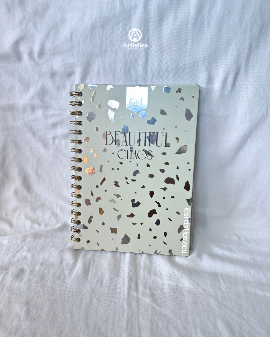 Cuaderno A5 pasta dura a cuadros Kiut