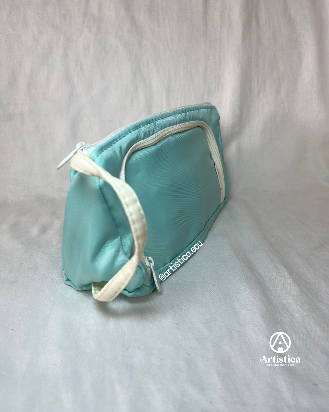 Cartuchera triangular