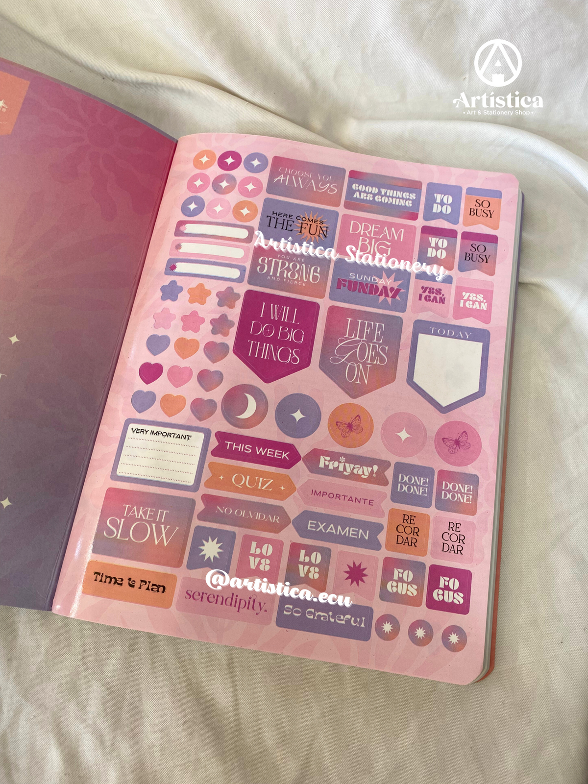 Cuaderno cosido a cuadros pasta flexible