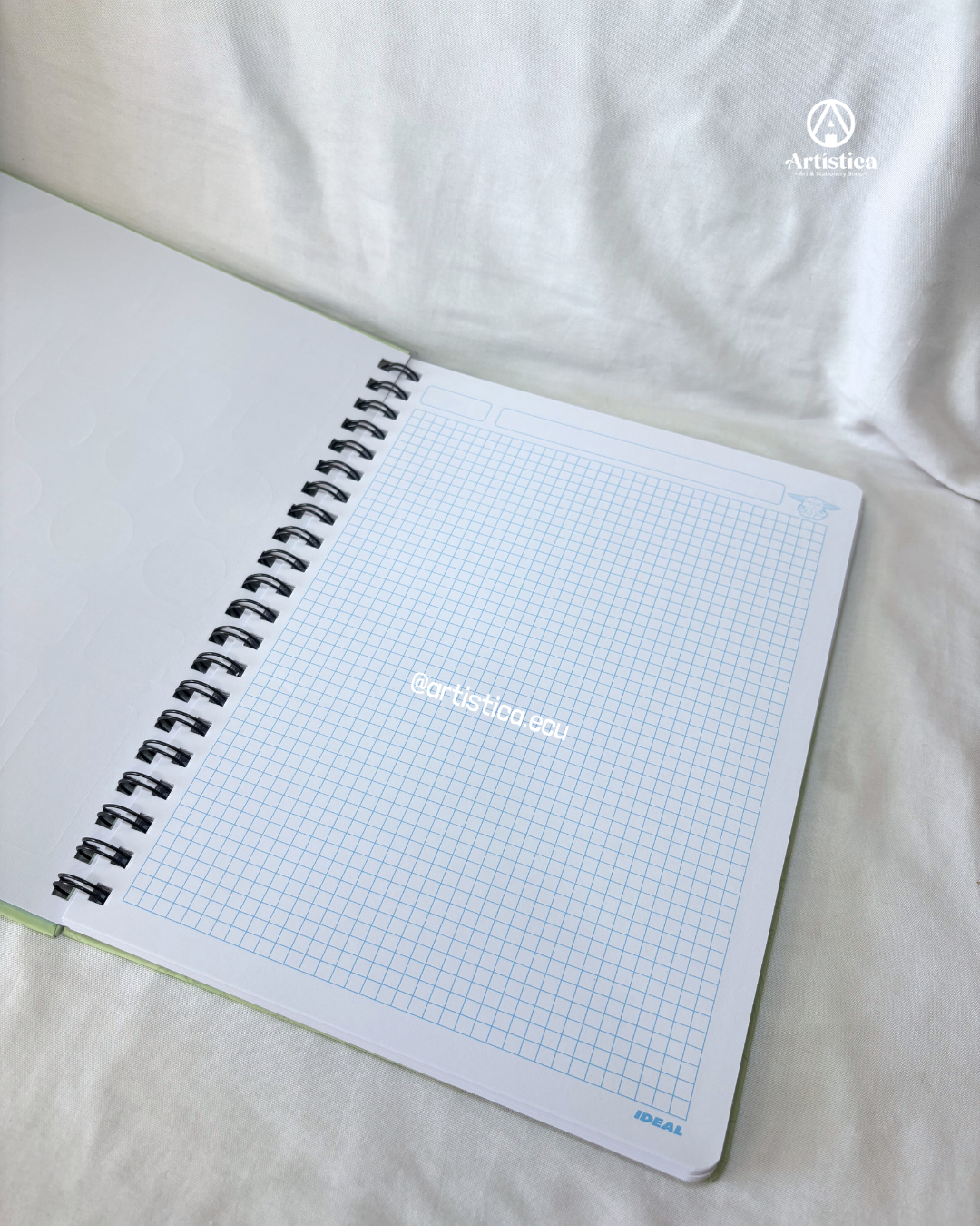 Cuaderno pasta dura cuadros Grogu