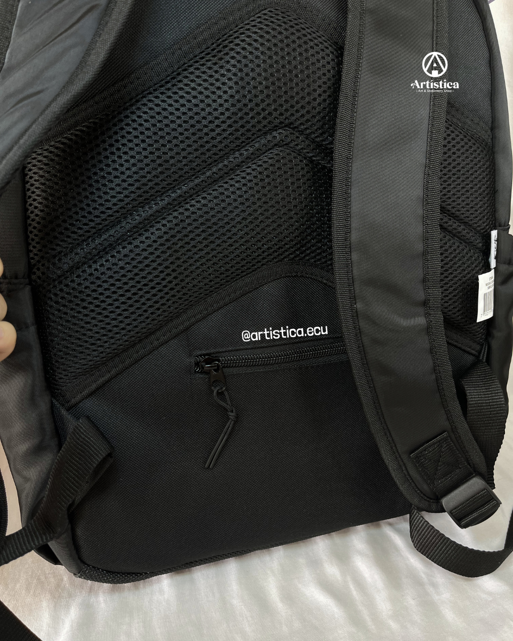 Mochila Simple Black Kiut