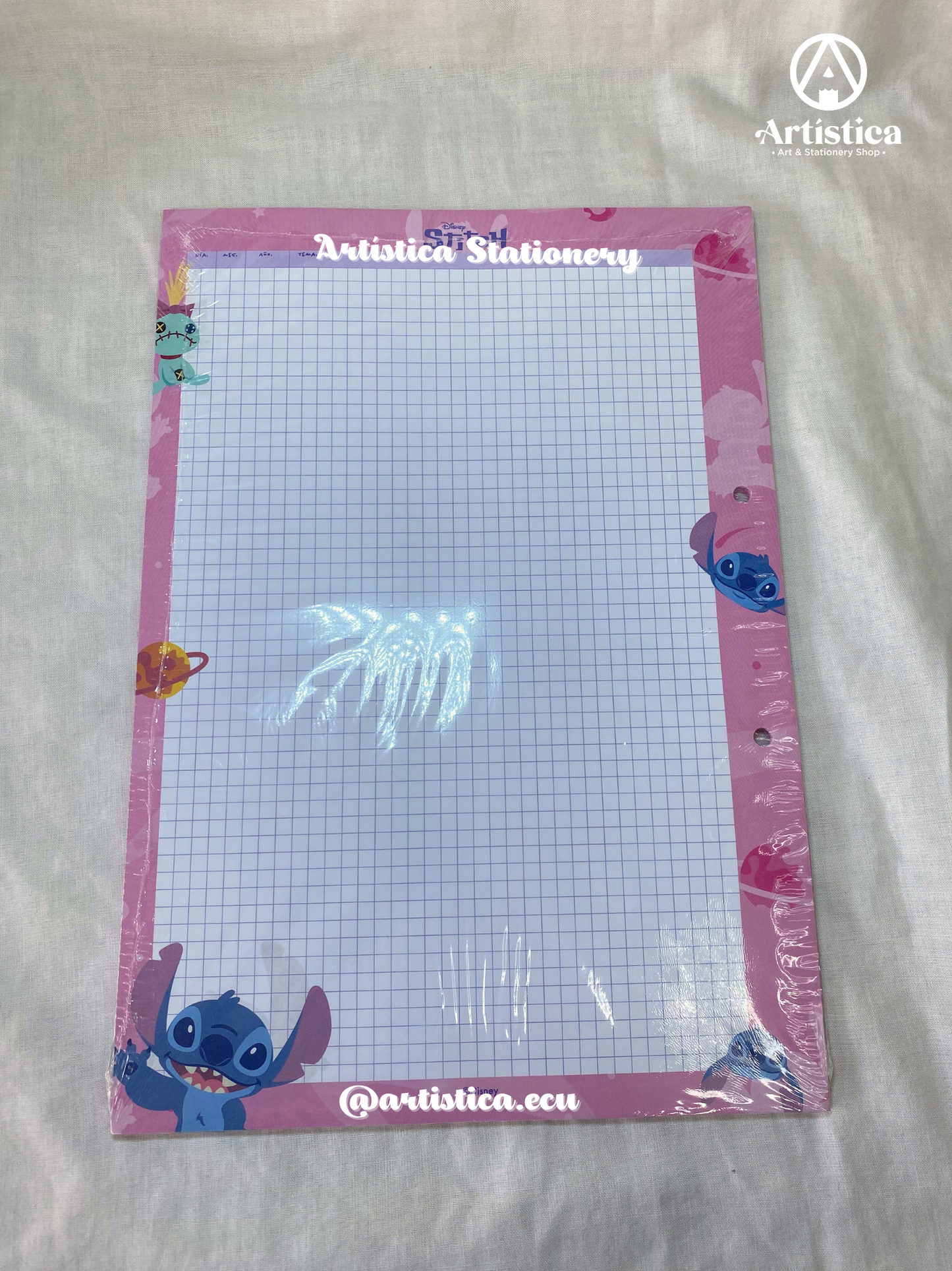 Hojas a cuadros con bordes decorados Stitch